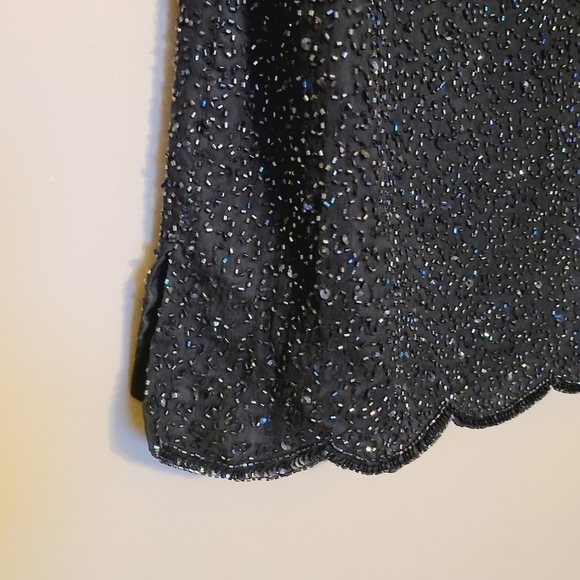 VINTAGE | Women's Black 100% Silk Sequin Short Sleeve Blouse (Size Medium) - Picture 2 of 16